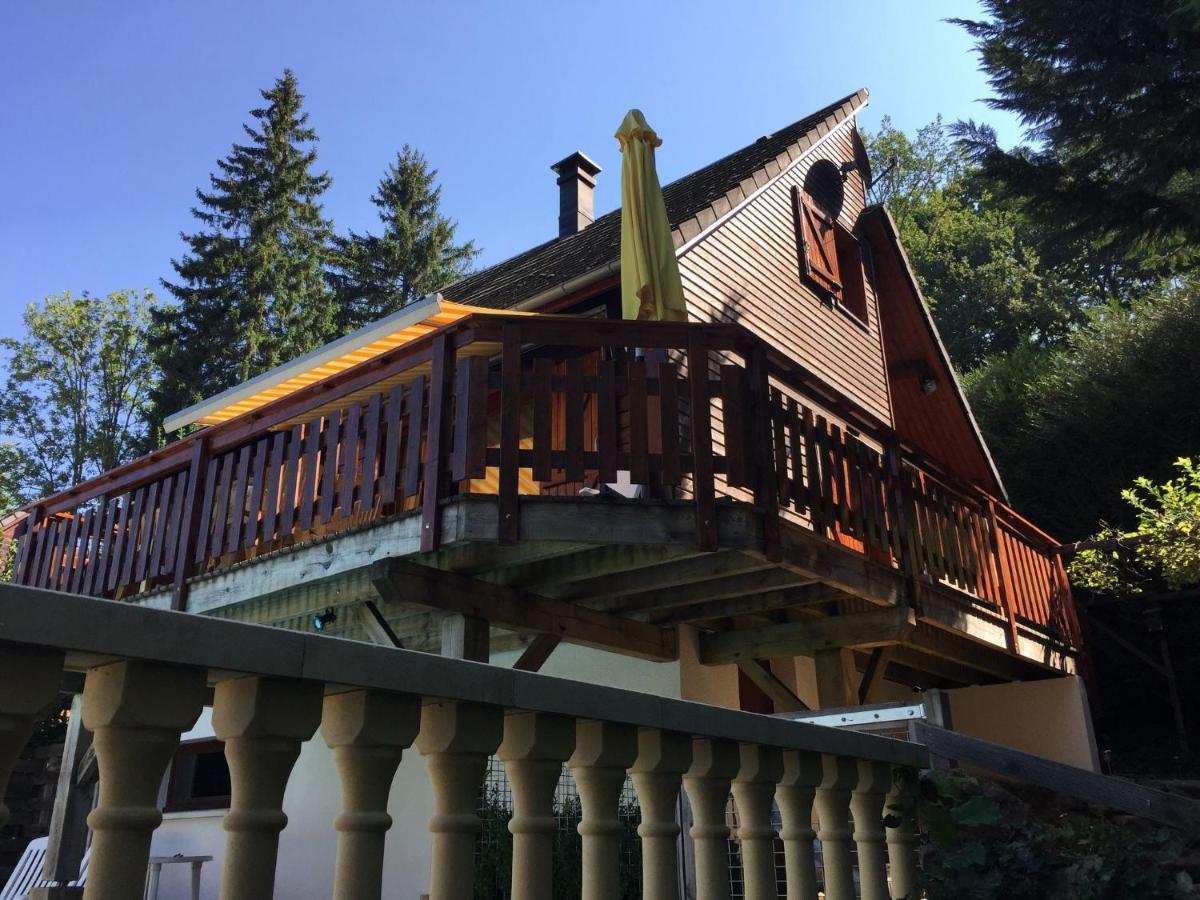 Comfortable Holiday Home Near The Lake Beaulieu (Cantal) Exterior foto