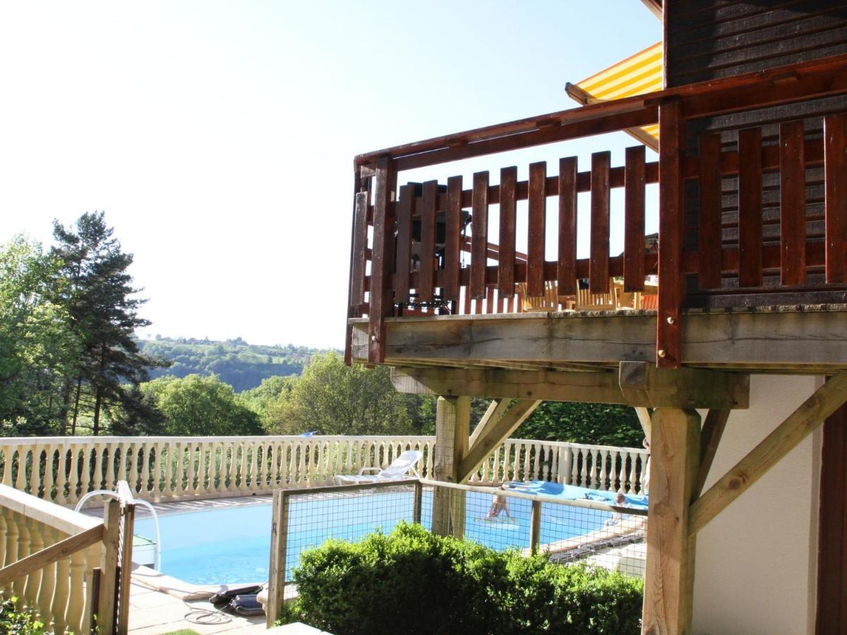 Comfortable Holiday Home Near The Lake Beaulieu (Cantal) Exterior foto